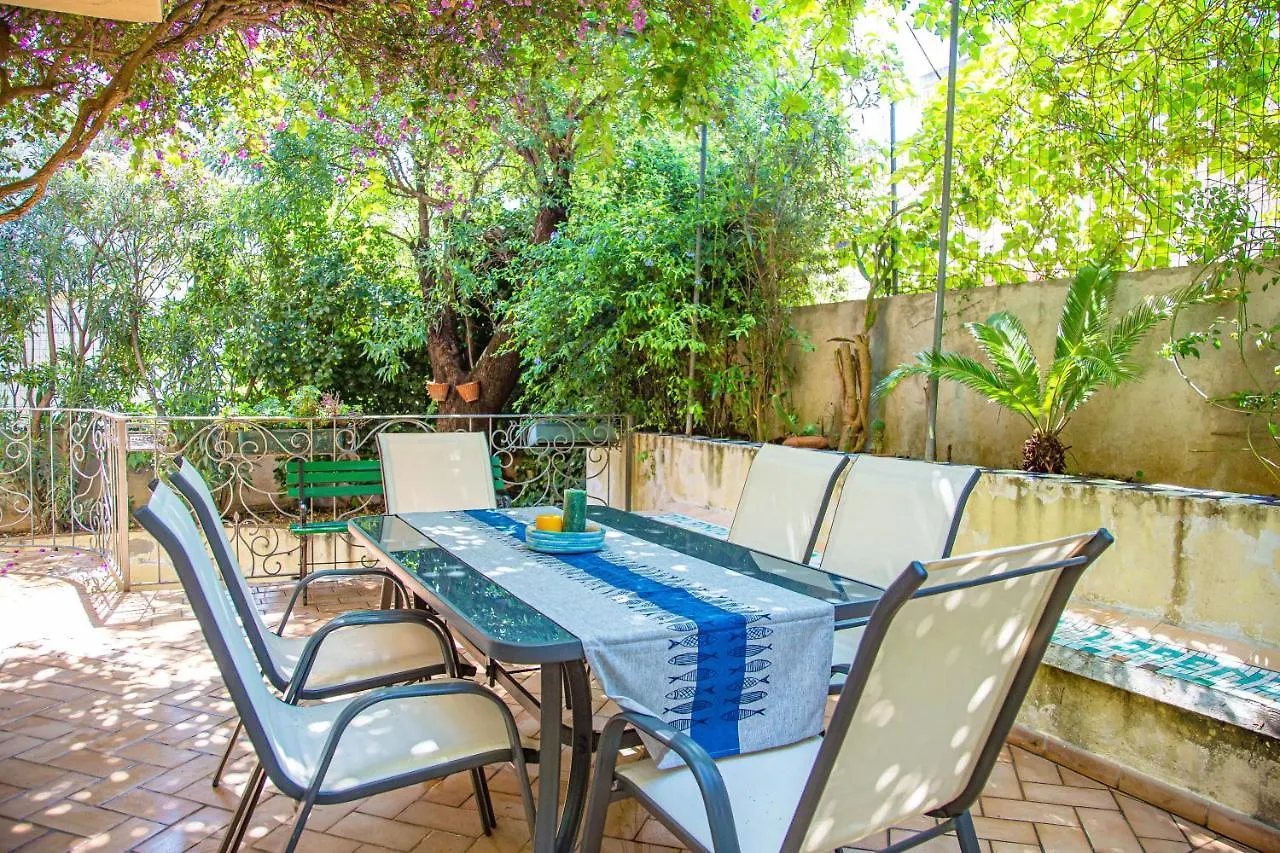 Casa Silvia Marina, Air-Con E Cortile Iun R3673 Apartment Cala Gonone