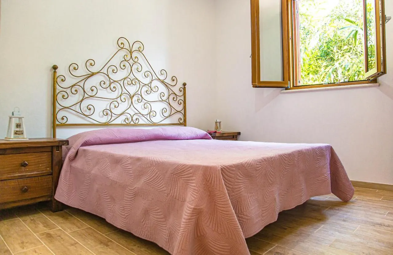 Casa Silvia Marina, Air-Con E Cortile Iun R3673 Apartment Cala Gonone Italy