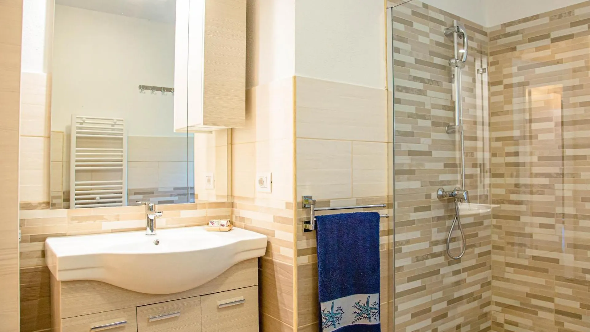 Casa Silvia Marina, Air-Con E Cortile Iun R3673 Apartment Cala Gonone
